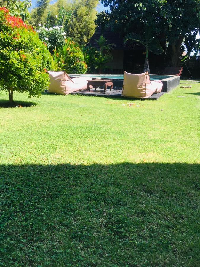 Pondok Sari Homestay Ungasan Buitenkant foto